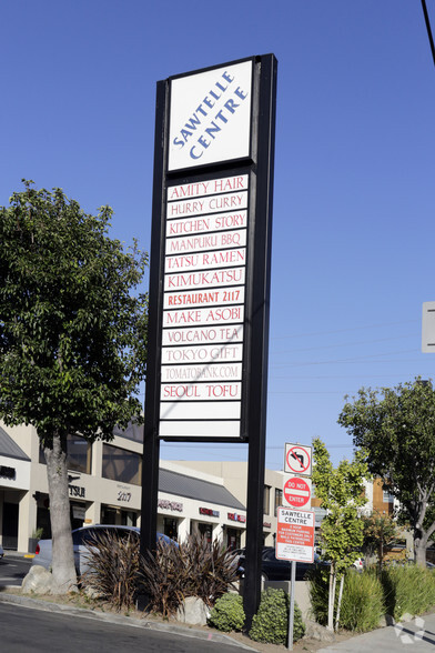 2101-2133 Sawtelle Blvd, Los Angeles, CA for lease - Building Photo - Image 3 of 8