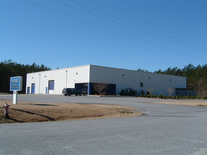 217 Elliott Dixon Dr, Ayden, NC for sale - Building Photo - Image 2 of 3