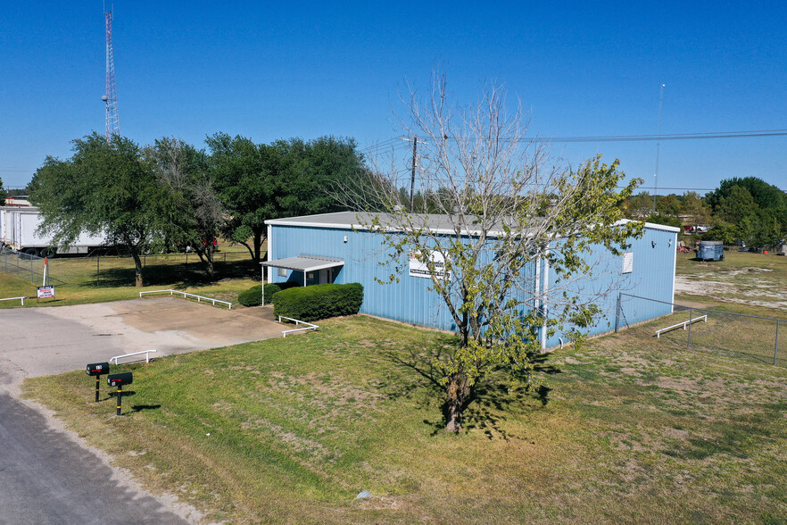 15 Wire Rd, Huntsville, TX for sale - Building Photo - Image 1 of 12