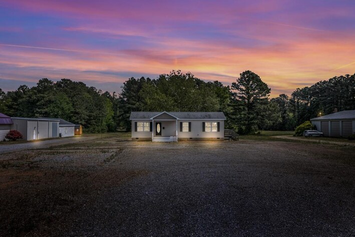 494 N Main St, Kilmarnock, VA for sale - Primary Photo - Image 1 of 1