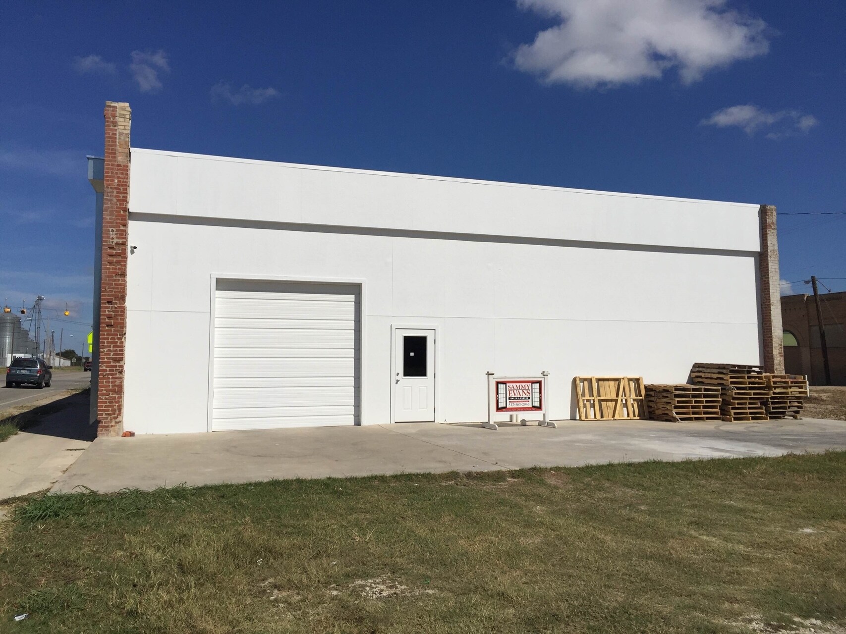 100 E Davilla, Granger, TX for sale Primary Photo- Image 1 of 1