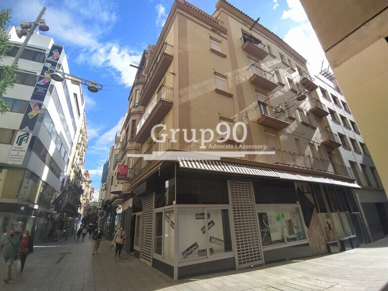 Multifamily in Lleida, Lérida for sale - Building Photo - Image 2 of 17