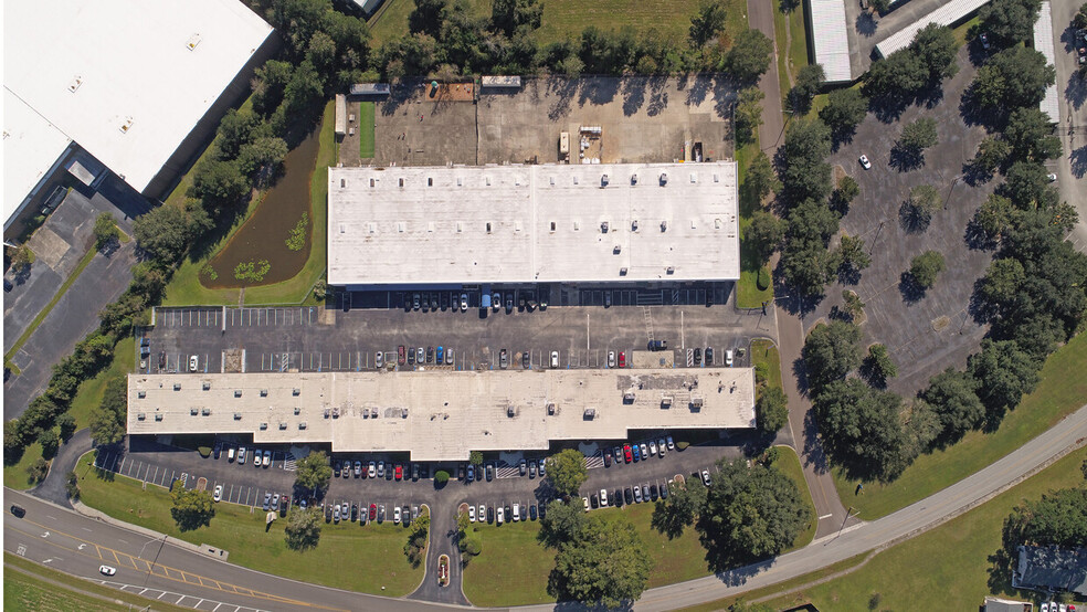 6600 Youngerman Cir, Jacksonville, FL for lease - Building Photo - Image 3 of 41