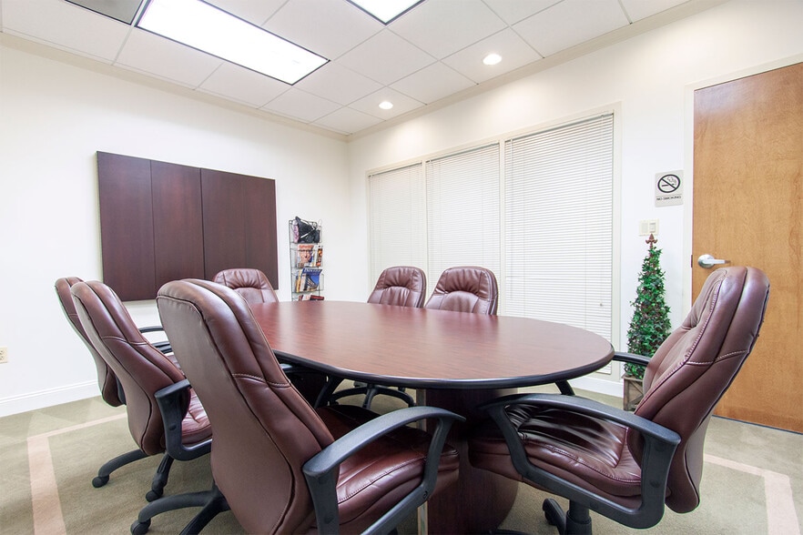 390 Amwell Rd, Hillsborough, NJ for lease - Building Photo - Image 1 of 14