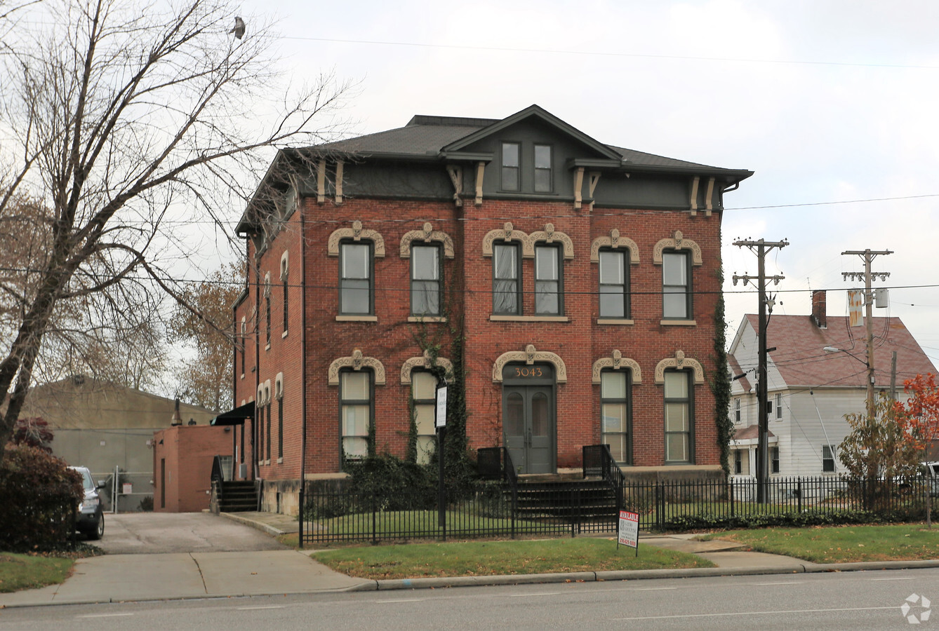 3043 E Superior Ave E, Cleveland, OH 44114 | LoopNet