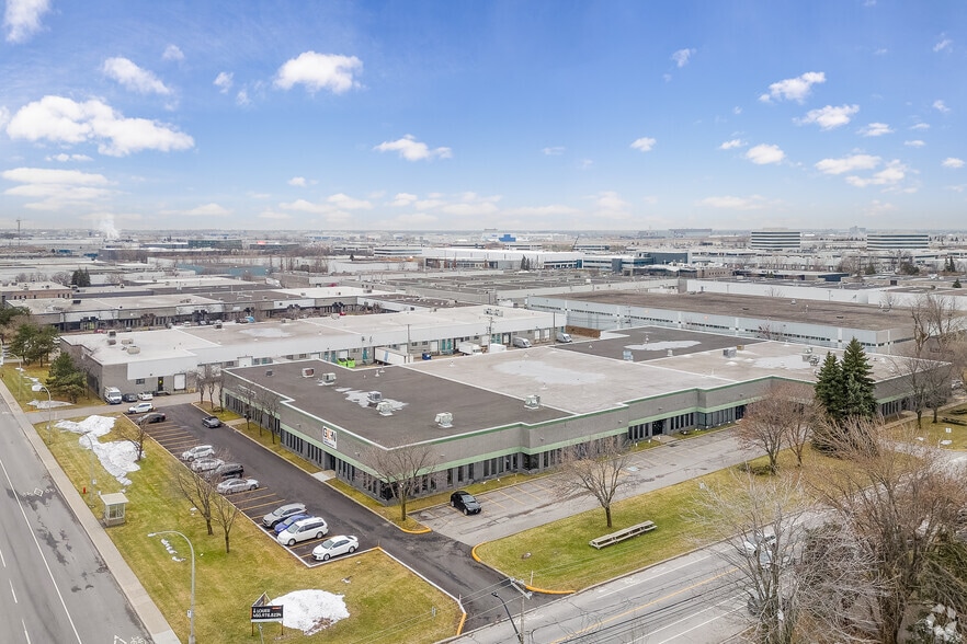 5776-5782 Blvd Thimens, Montréal, QC for lease - Aerial - Image 1 of 4