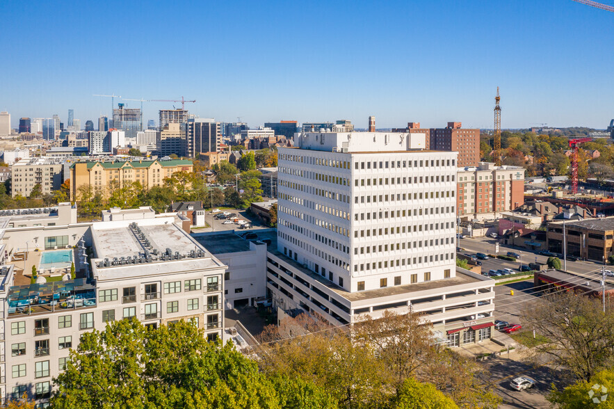 210 25th Ave N, Nashville, TN for lease - Aerial - Image 2 of 7