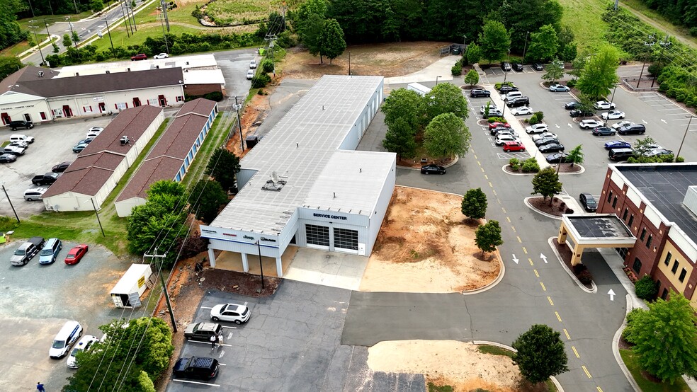 259 S Churton St, Hillsborough, NC for lease - Building Photo - Image 2 of 5