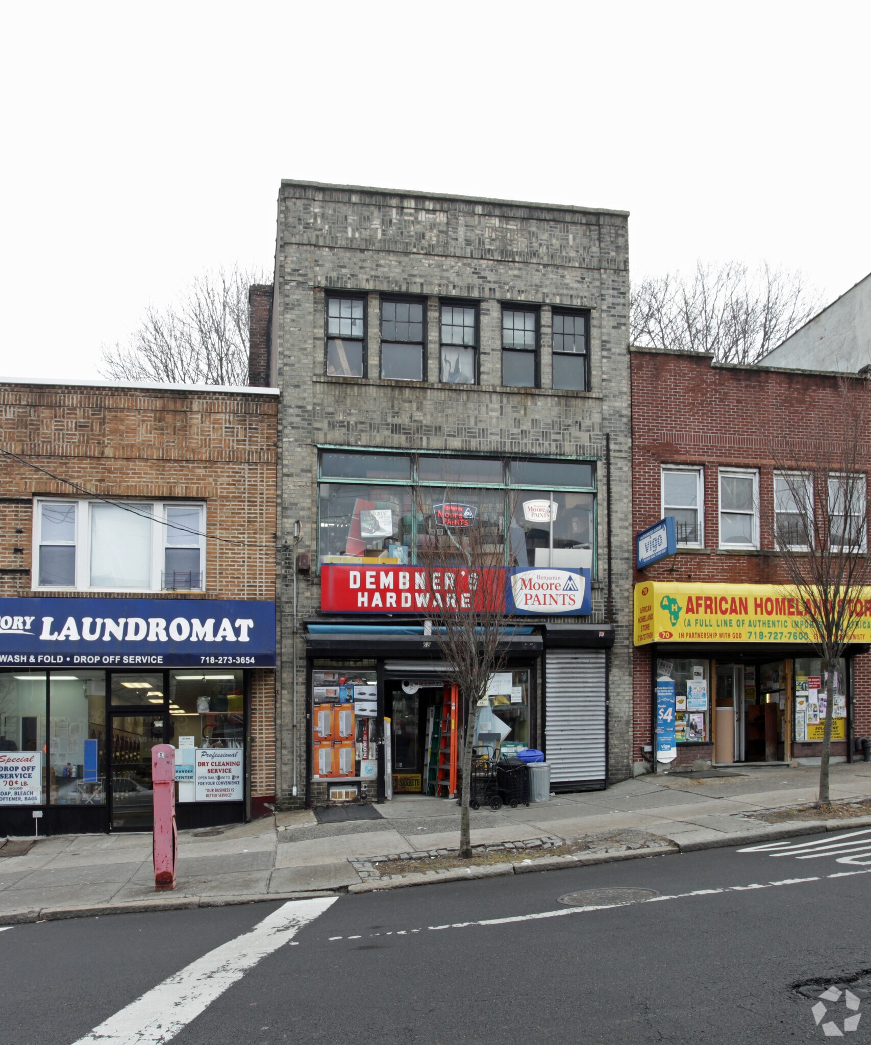 68 Victory Blvd, Staten Island, NY for sale Primary Photo- Image 1 of 1