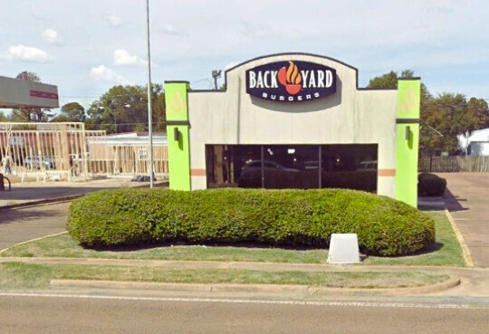 514 W Park Ave, Greenwood, MS for lease - Building Photo - Image 1 of 2