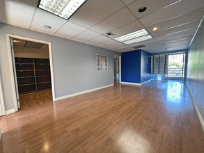 24372 Vanowen St, Canoga Park, CA for lease Interior Photo- Image 2 of 5