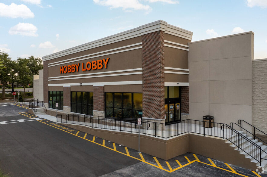 350 Altamonte Dr, Altamonte Springs, FL for lease - Building Photo - Image 2 of 5