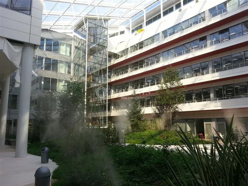 Office in Clamart for lease Building Photo- Image 1 of 10