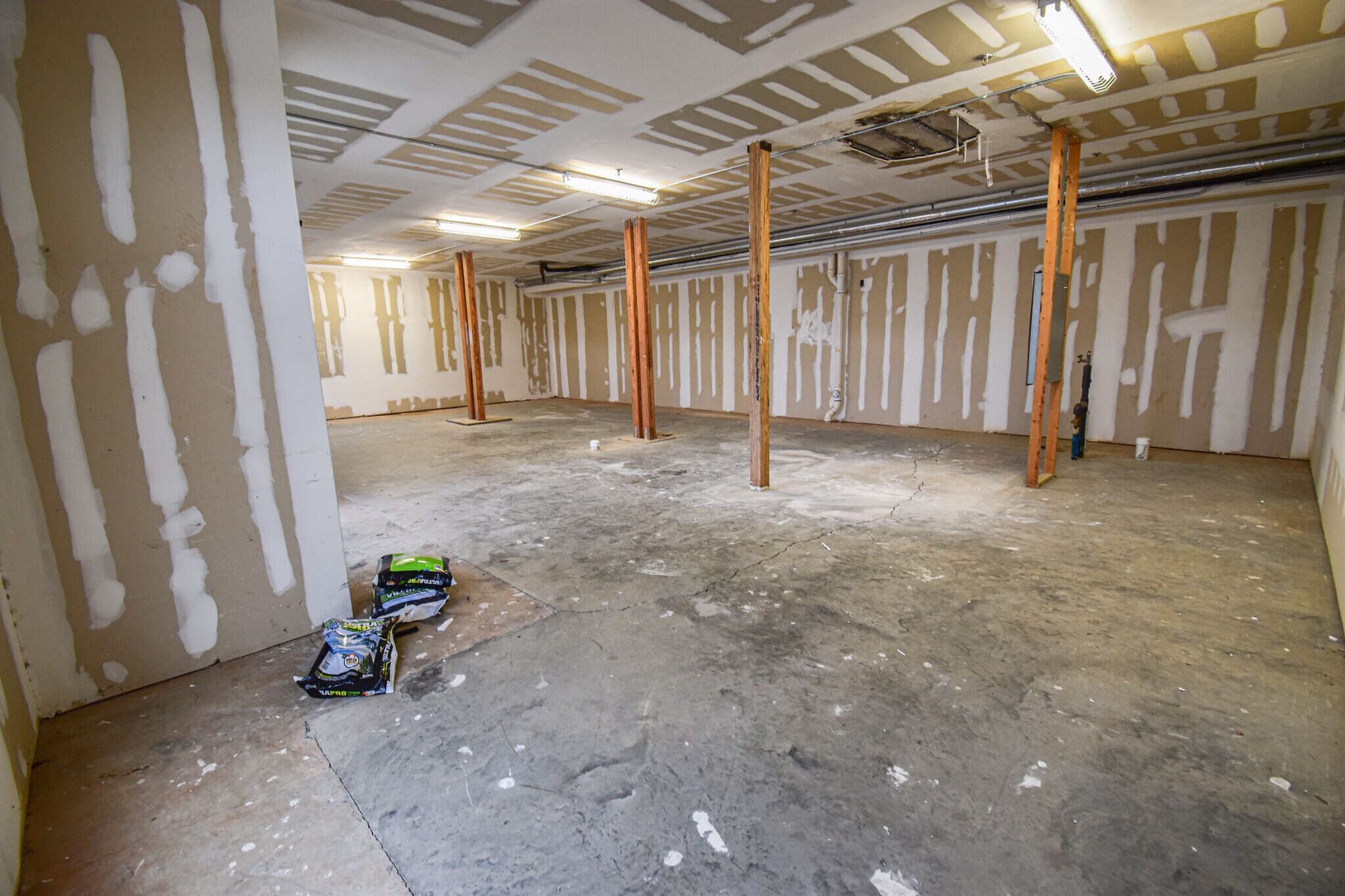 919 Greensboro Ave, Tuscaloosa, AL for lease Interior Photo- Image 1 of 12