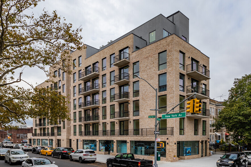 664 New York Ave, Brooklyn, NY for lease - Building Photo - Image 2 of 2