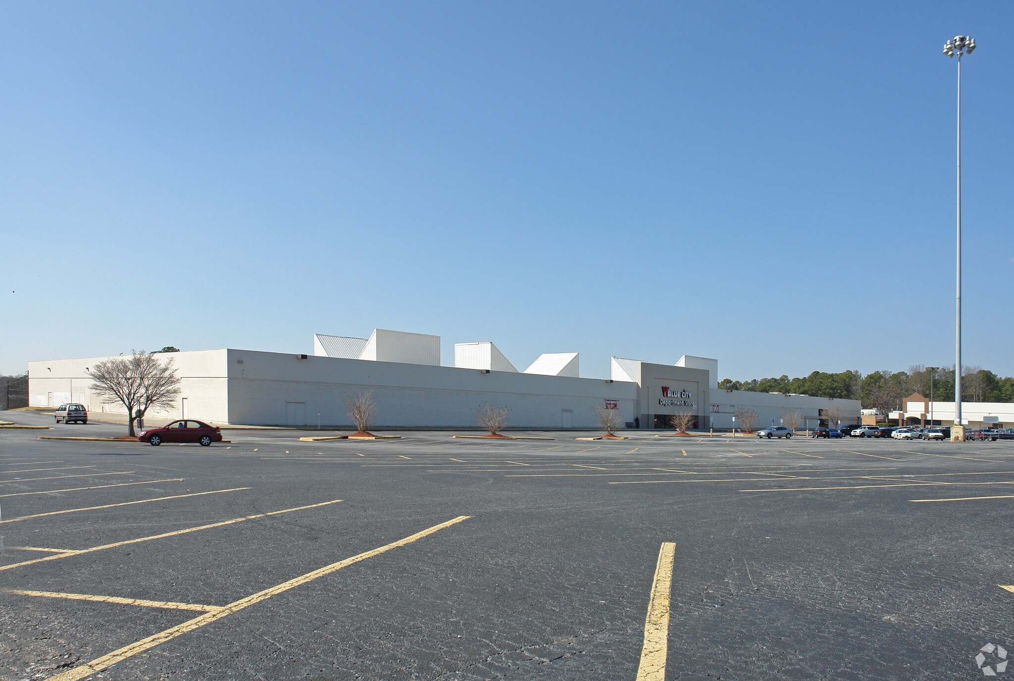 6527 Tara Blvd, Jonesboro, GA 30236 Southside Discount Mall