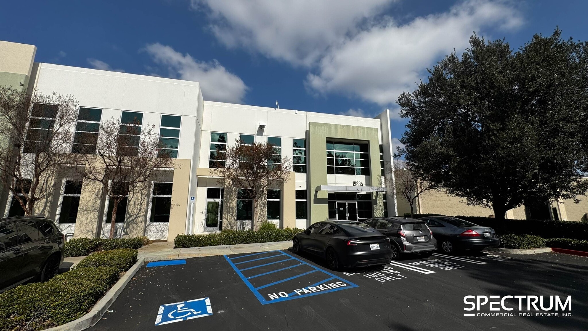 19835-19839 Nordhoff St, Northridge, CA for lease Building Photo- Image 1 of 14