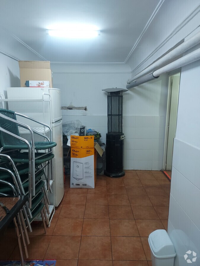 Madrid, MAD 28027 - - - Interior Photo - Image 1 of 6