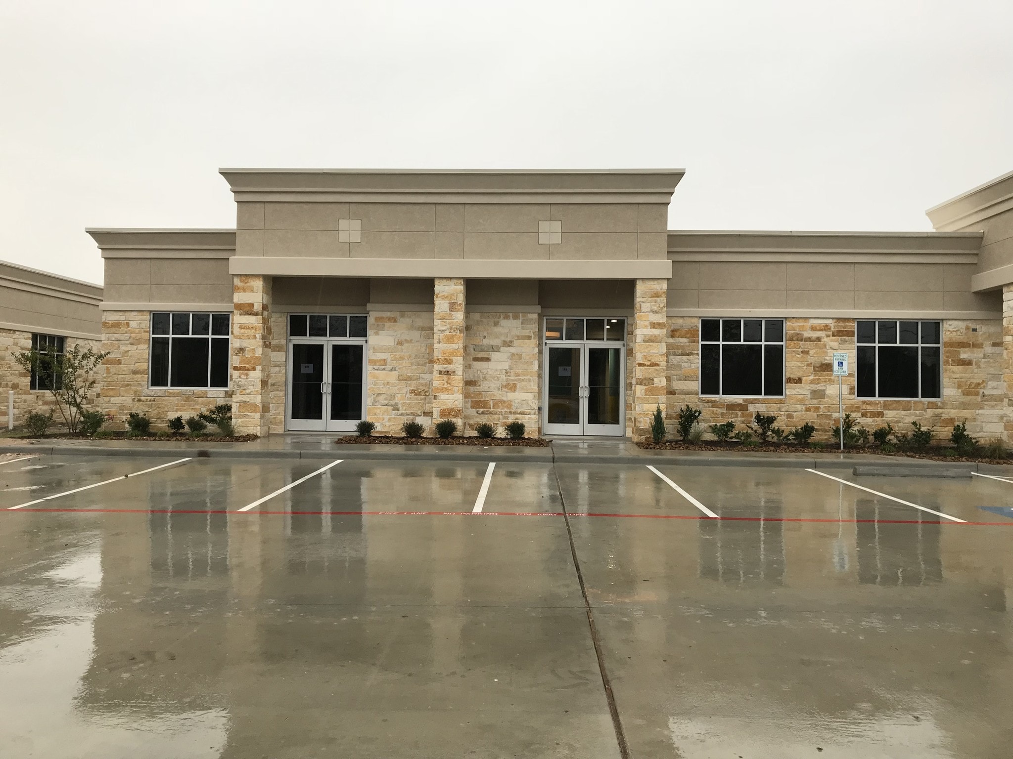 1526 Katy Gap Rd, Katy, TX for lease Primary Photo- Image 1 of 7