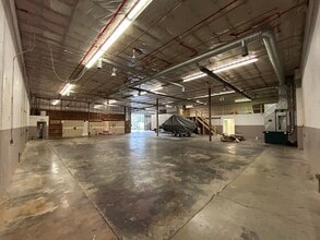 961 Dunford Ave, Langford, BC for lease Interior Photo- Image 2 of 3