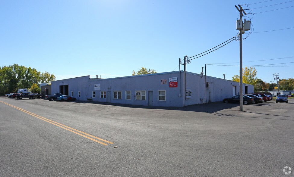 3973-3993 Eastbourne Dr, Syracuse, NY for sale - Primary Photo - Image 1 of 1