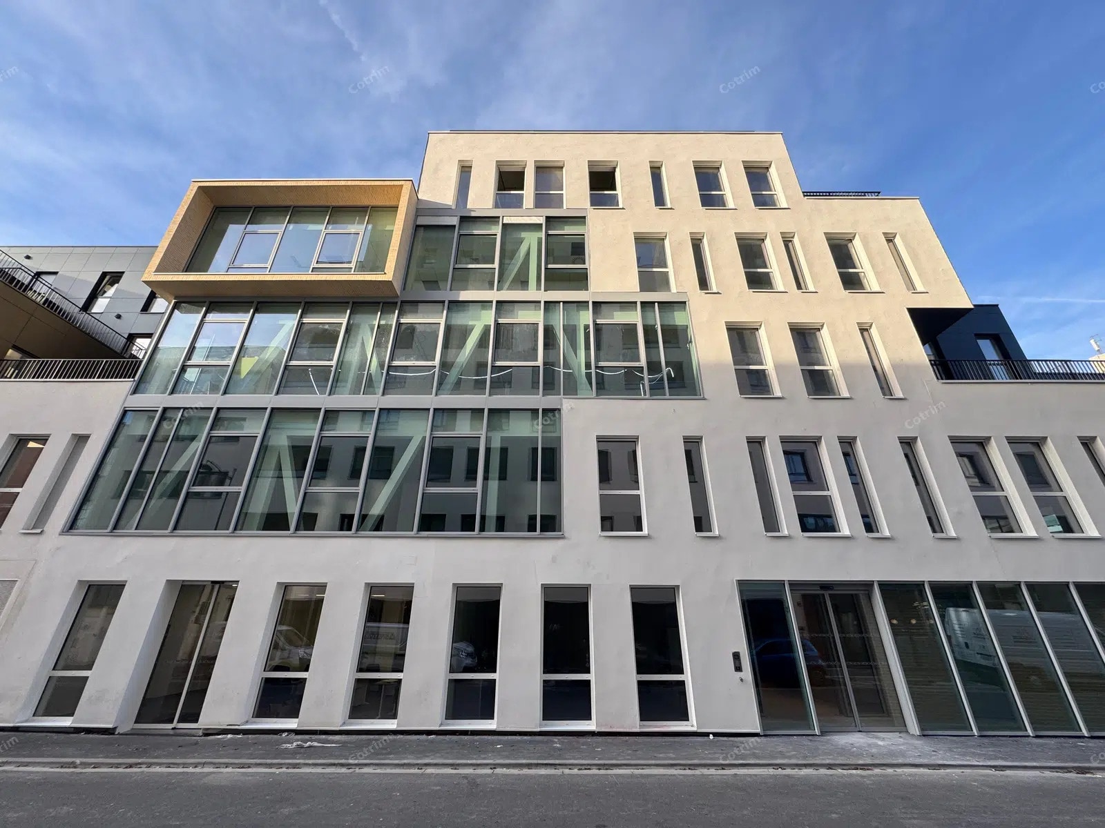 Office in Reims for lease Building Photo- Image 1 of 9