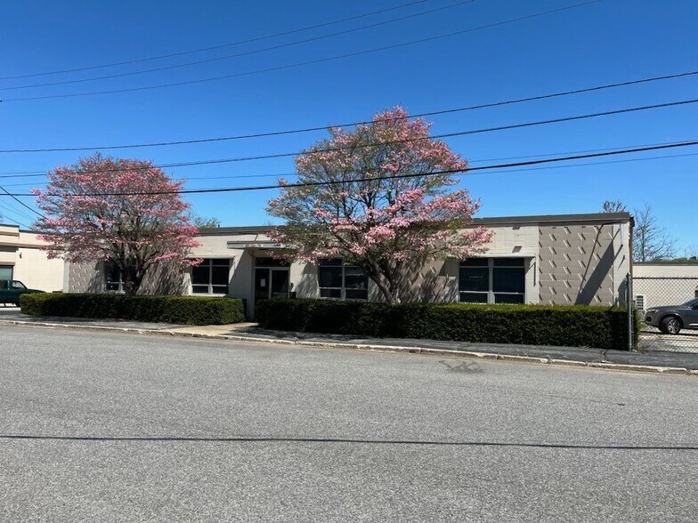 66 Libera St, Cranston, RI for sale - Building Photo - Image 1 of 1