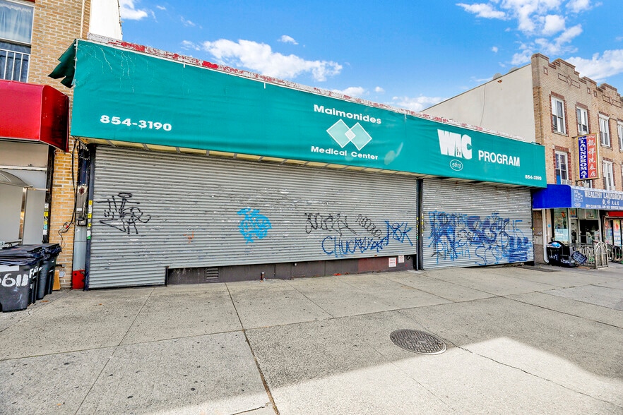 5613 Fort Hamilton Pky, Brooklyn, NY for lease - Building Photo - Image 3 of 3