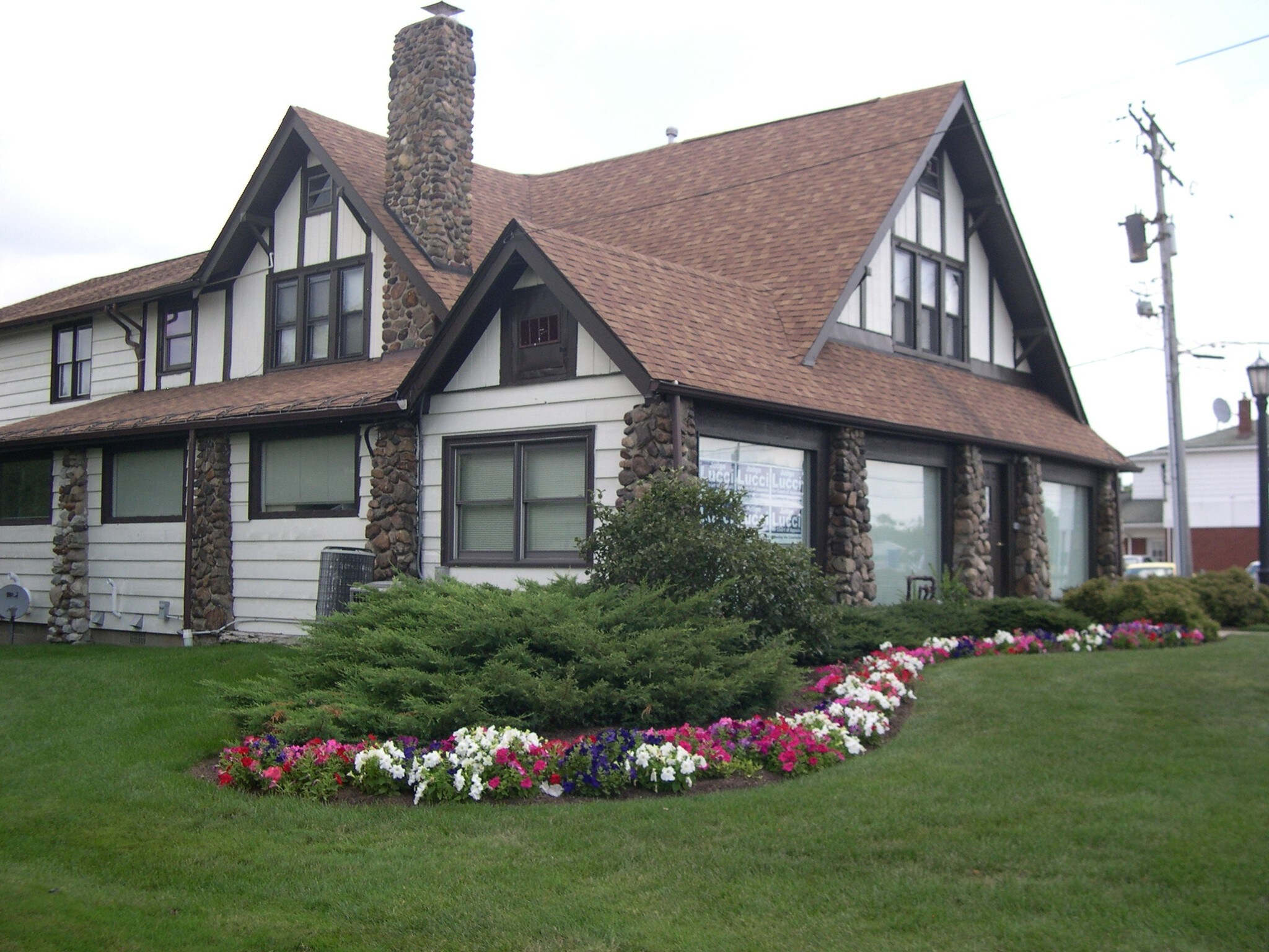 8430 Mayfield Rd, Chesterland, OH for sale Primary Photo- Image 1 of 1