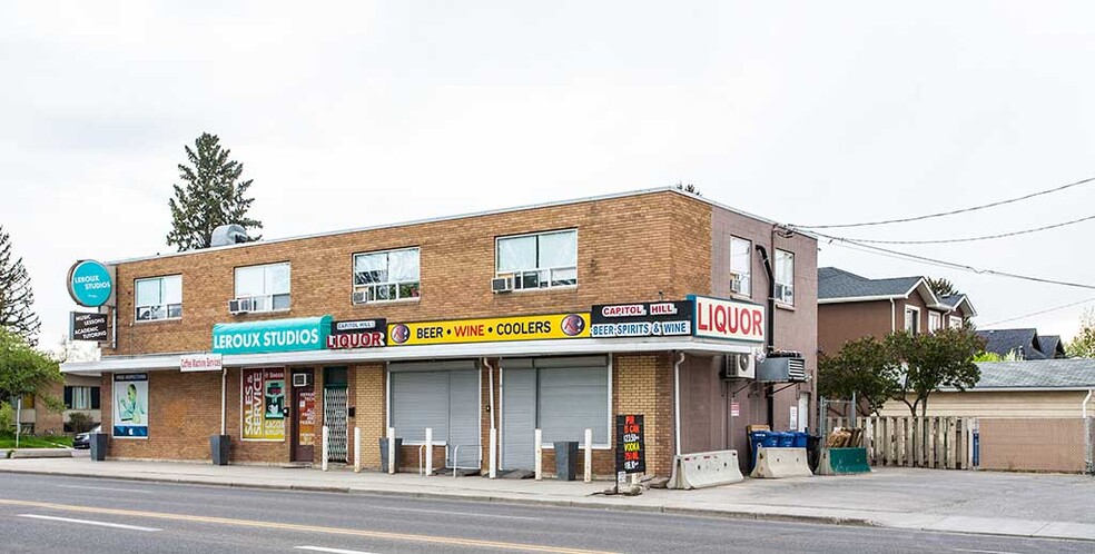 2116 14 St NW, Calgary, AB for sale - Building Photo - Image 2 of 7