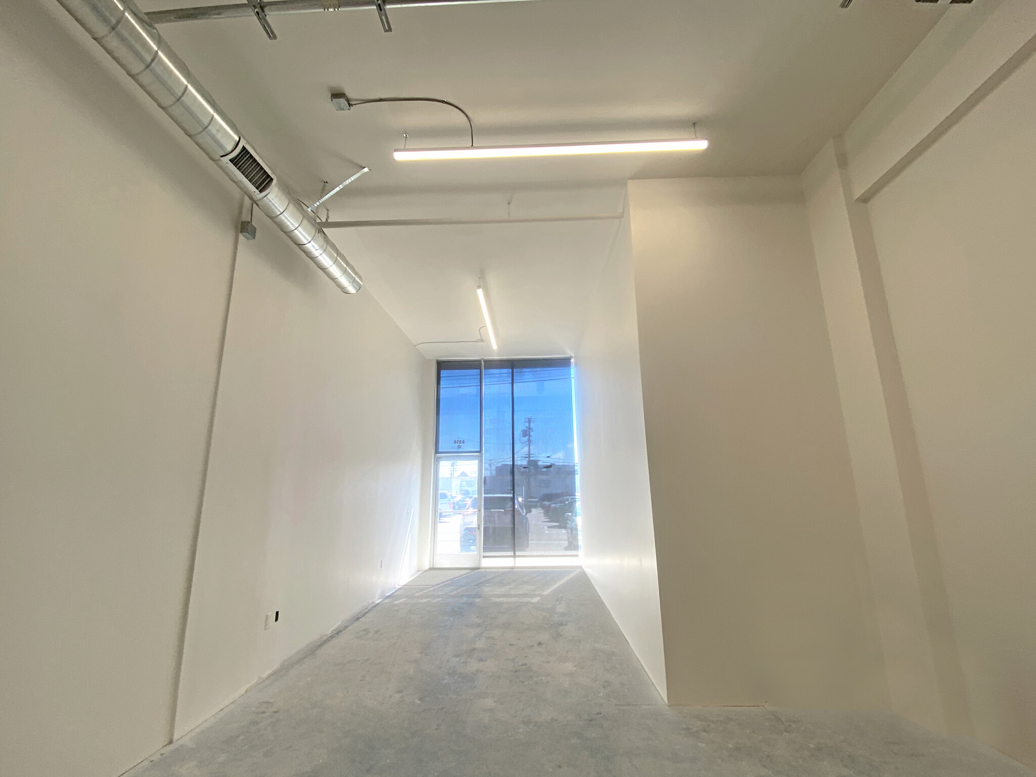 6214-6218 W Manchester Ave, Los Angeles, CA for lease Interior Photo- Image 1 of 6