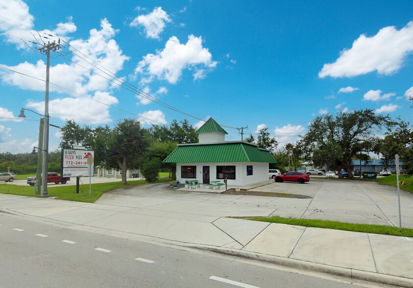 2455 Midway Rd, Fort Pierce, FL for sale - Building Photo - Image 2 of 2