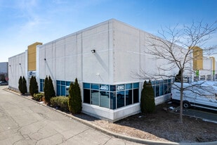 4160 Sladeview Cres, Mississauga ON - Warehouse
