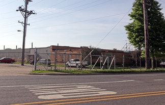 More details for 970 S Lake St, Aurora, IL - Industrial for Lease