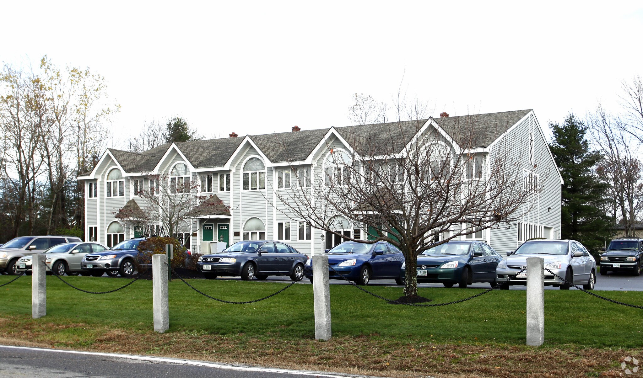 2 Cote Ln, Bedford, NH for sale Primary Photo- Image 1 of 1