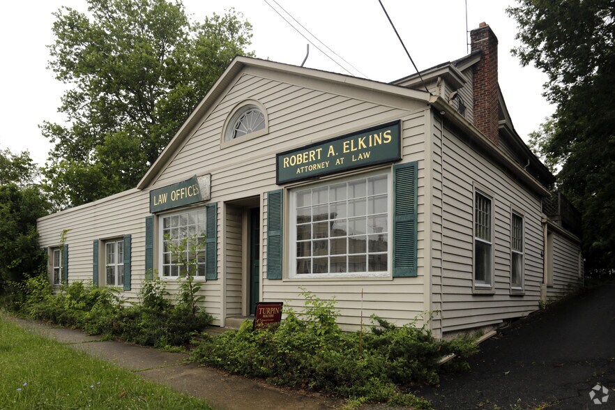 12 W Main St, Mendham, NJ for sale - Primary Photo - Image 1 of 1