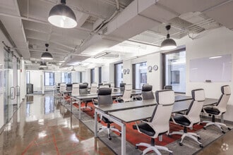 205 W Wacker Dr, Chicago, IL for sale Interior Photo- Image 2 of 5