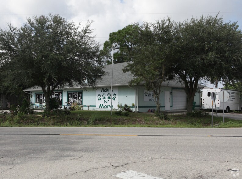 9 Homestead Rd N, Lehigh Acres, FL for sale - Building Photo - Image 1 of 1