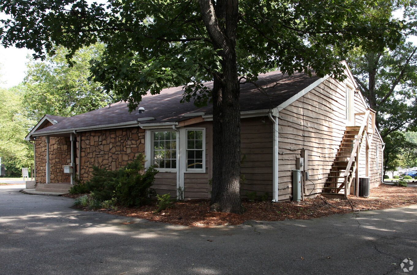 1200 Trinity Rd, Raleigh, NC 27607