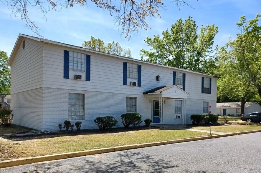 915 Miller Rd, Sumter, SC for sale - Building Photo - Image 1 of 13
