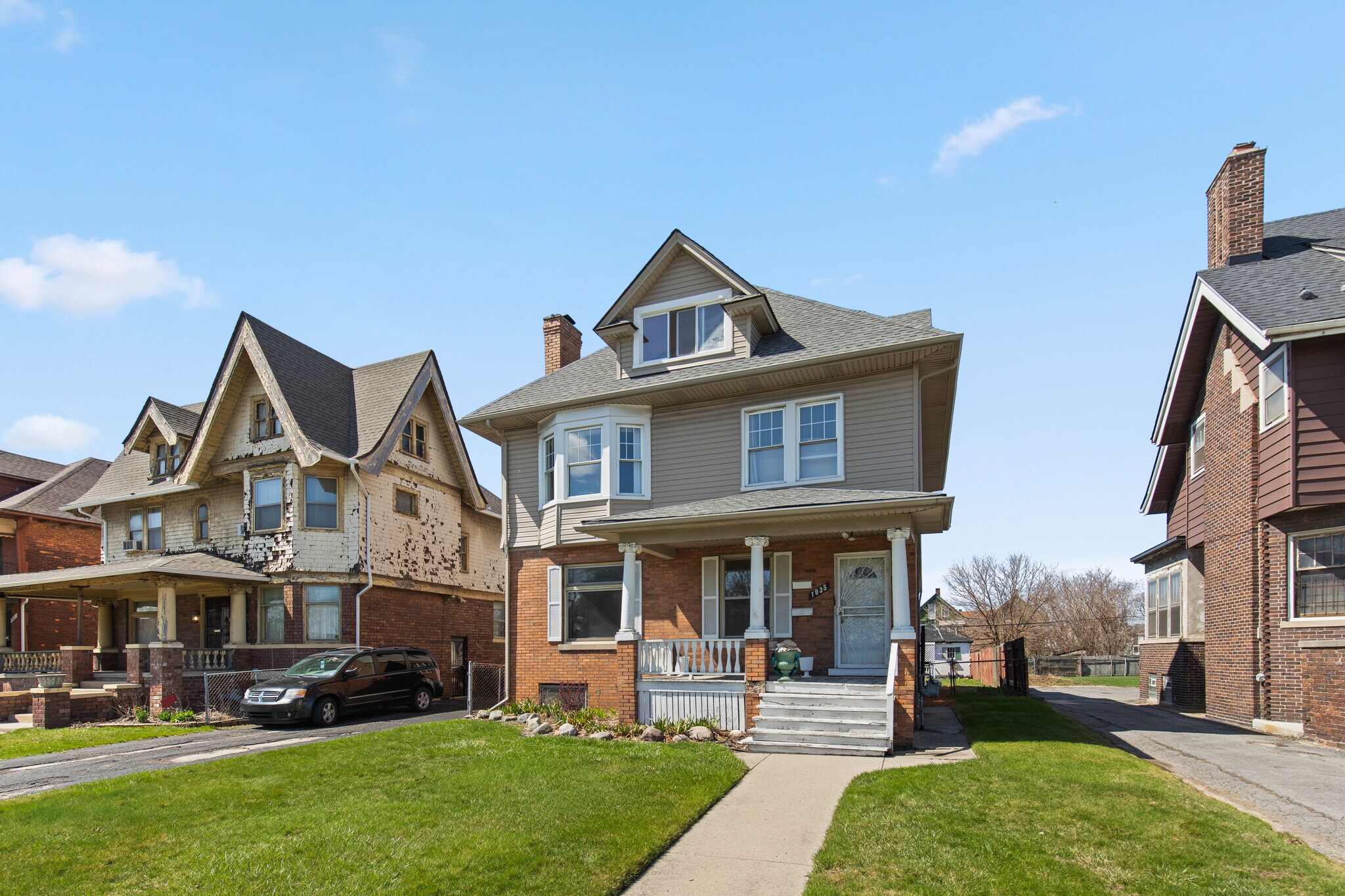 1935 W Grand Blvd, Detroit, MI for sale Primary Photo- Image 1 of 1