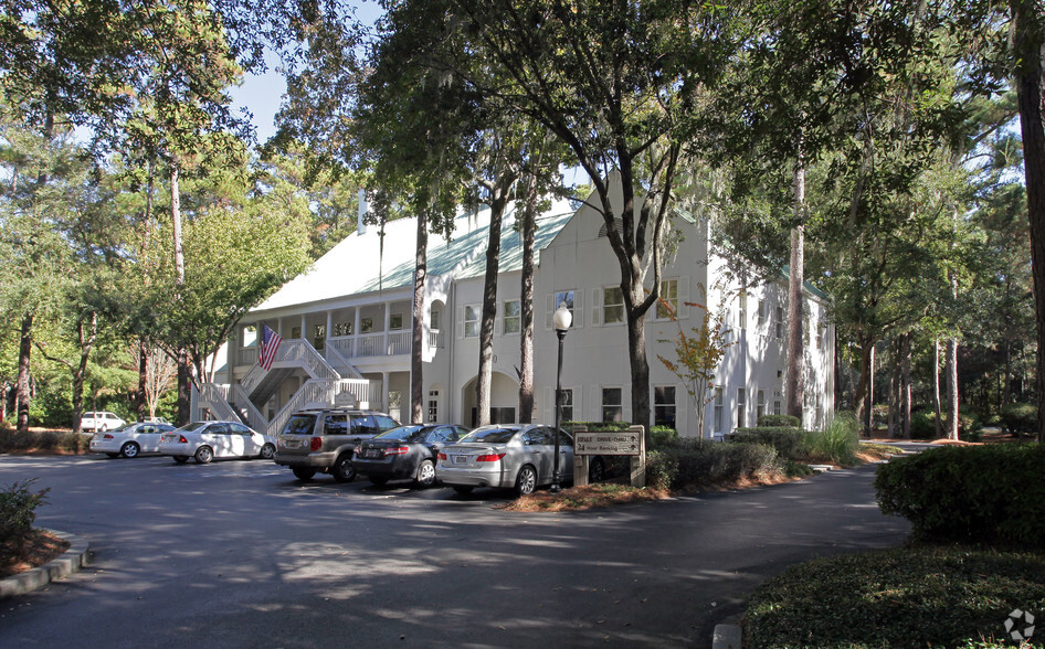 200 Main St, Hilton Head, SC for lease - Primary Photo - Image 1 of 3