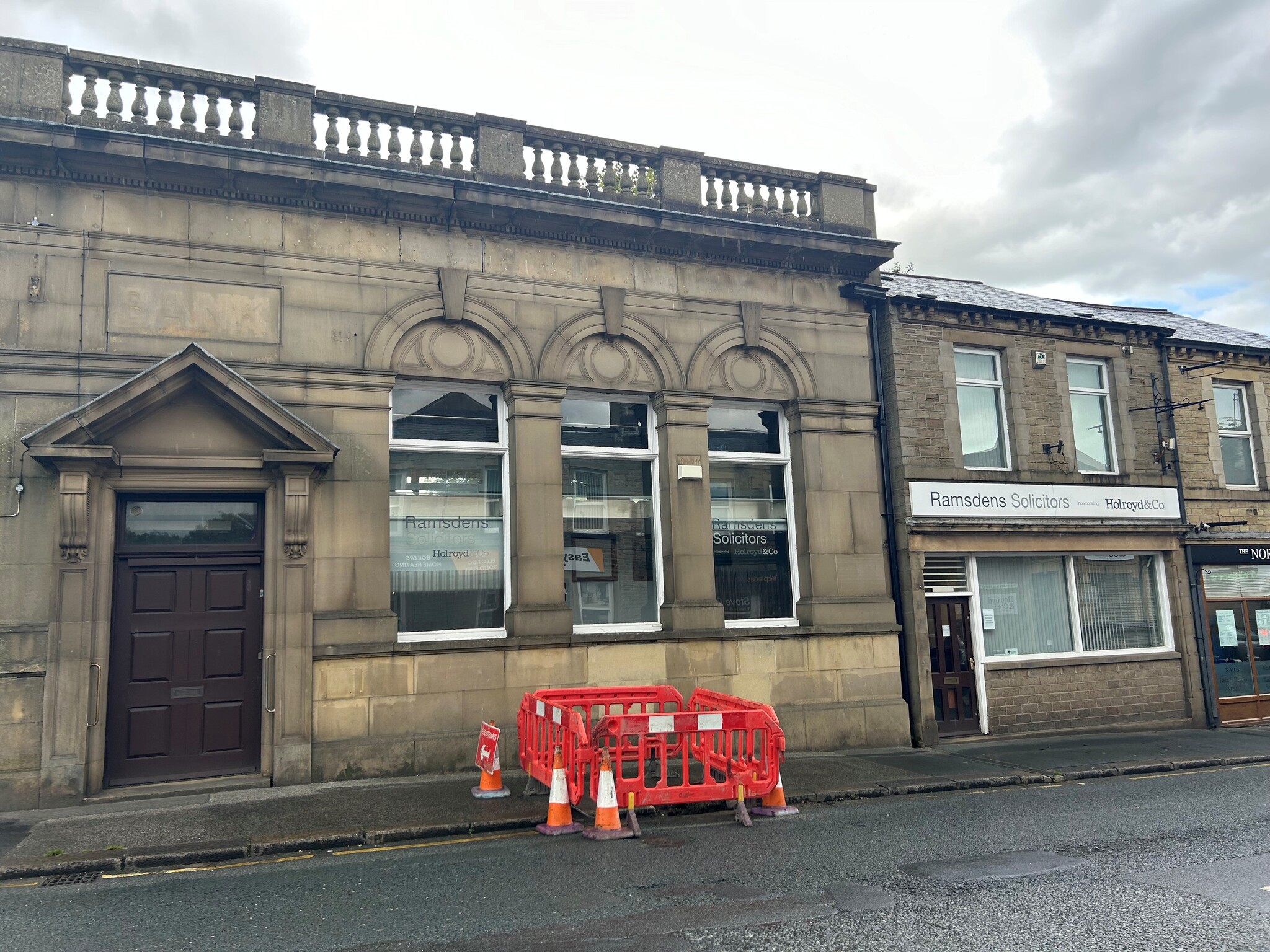 34-36 Market St, Huddersfield for lease Primary Photo- Image 1 of 2