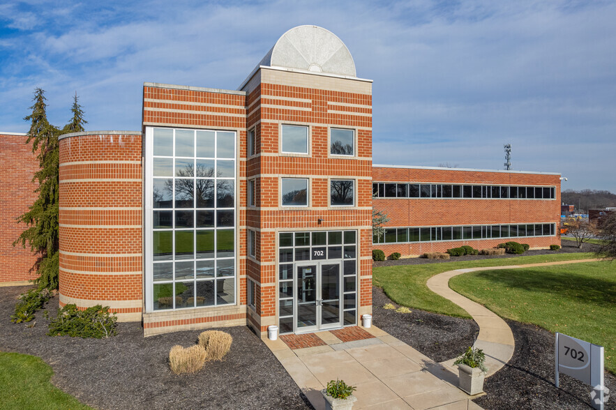 984 Centre Rd, Wilmington, DE for lease - Building Photo - Image 1 of 6