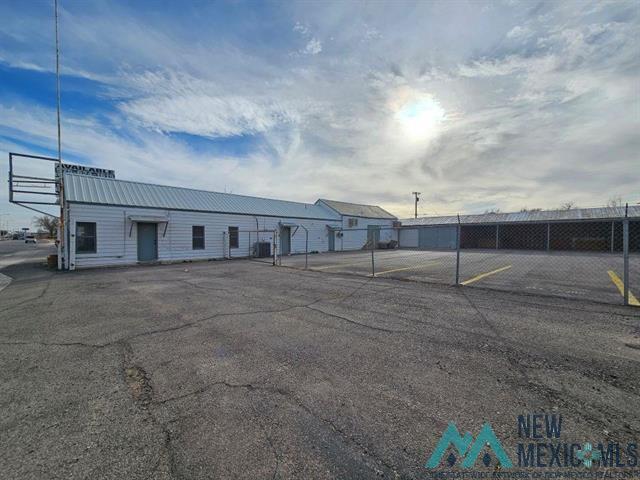 705 N 1st St, Artesia, NM for sale - Primary Photo - Image 1 of 12