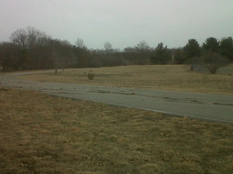 27 Hospital Rd, Devens, MA 01434