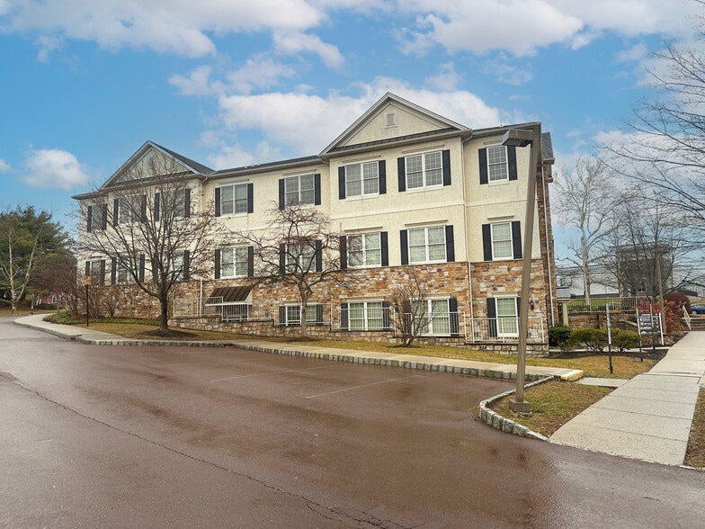 342 W Germantown Pike, Norristown, PA for sale - Building Photo - Image 2 of 15