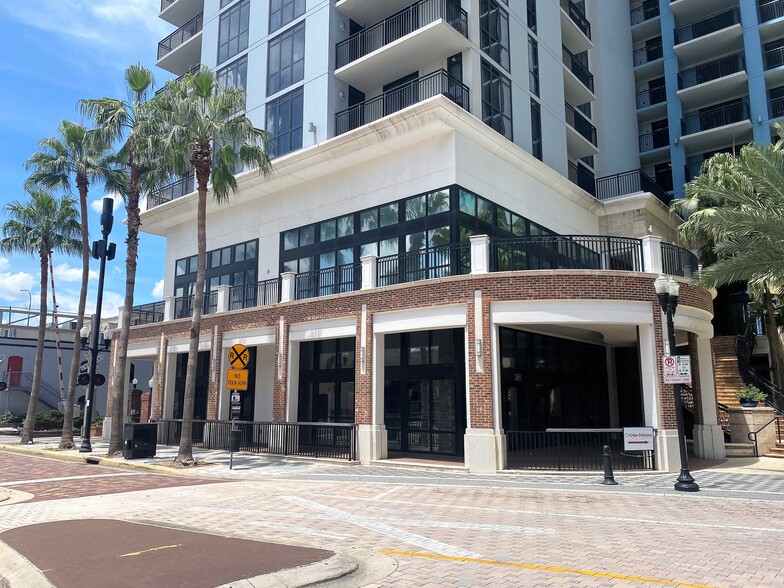 54 W Church St, Orlando, FL for lease - Building Photo - Image 3 of 21