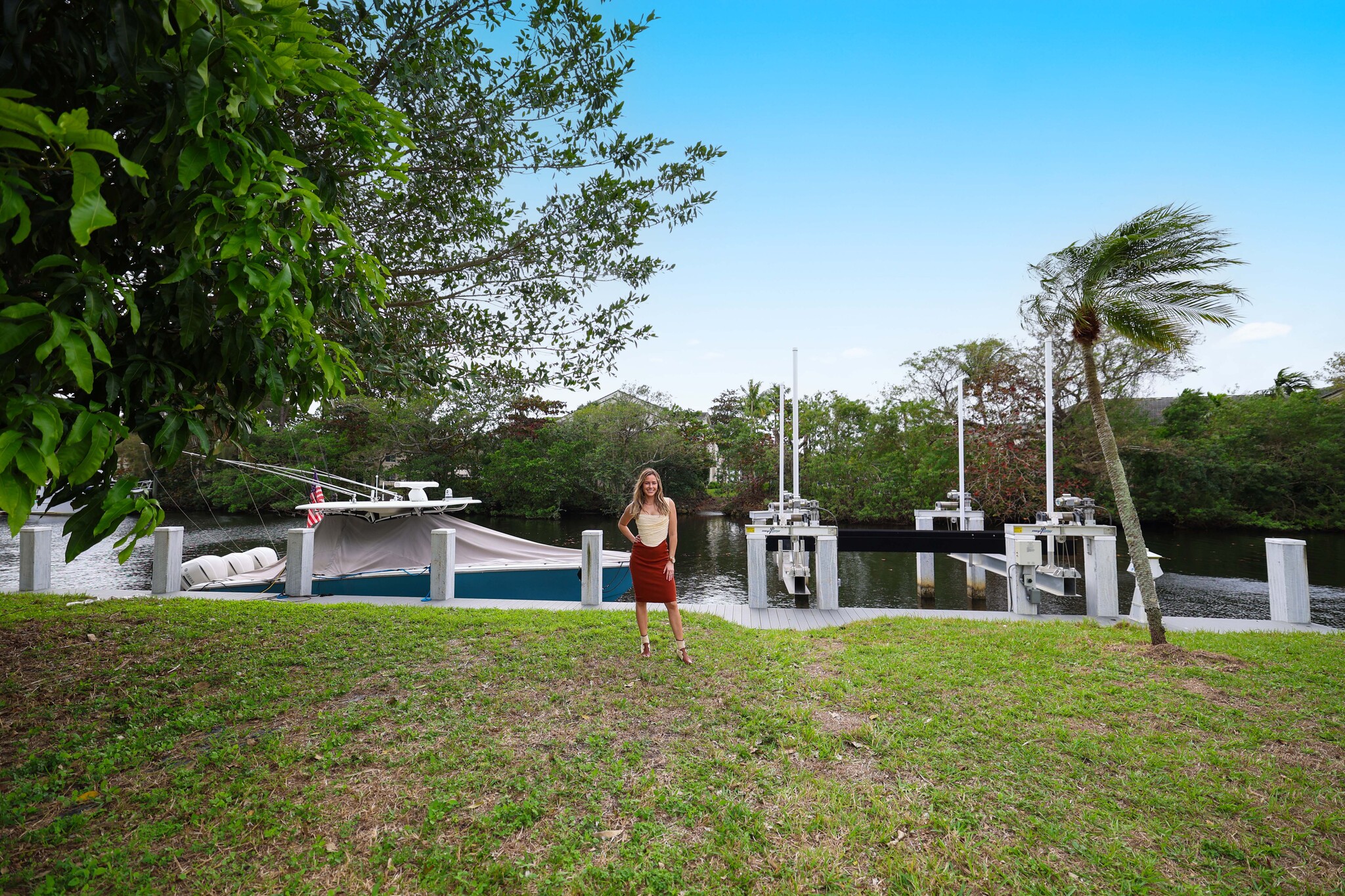 2630 Tortugas Ln, Fort Lauderdale, FL for sale Primary Photo- Image 1 of 8