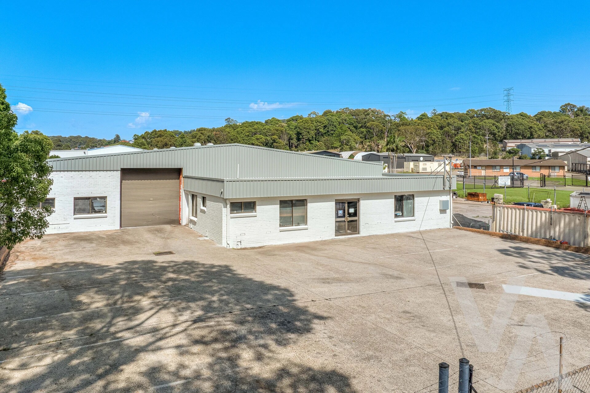 16A Pendlebury Rd, Cardiff for lease Primary Photo- Image 1 of 3